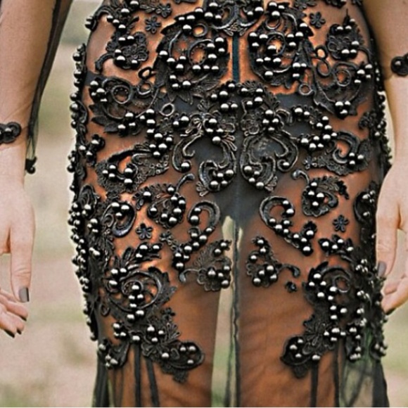 Elly SoFocli Dress - Picture 2 of 7